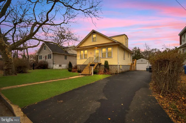 $425,000 | 506 North Garfield Avenue, Moorestown, NJ 08057