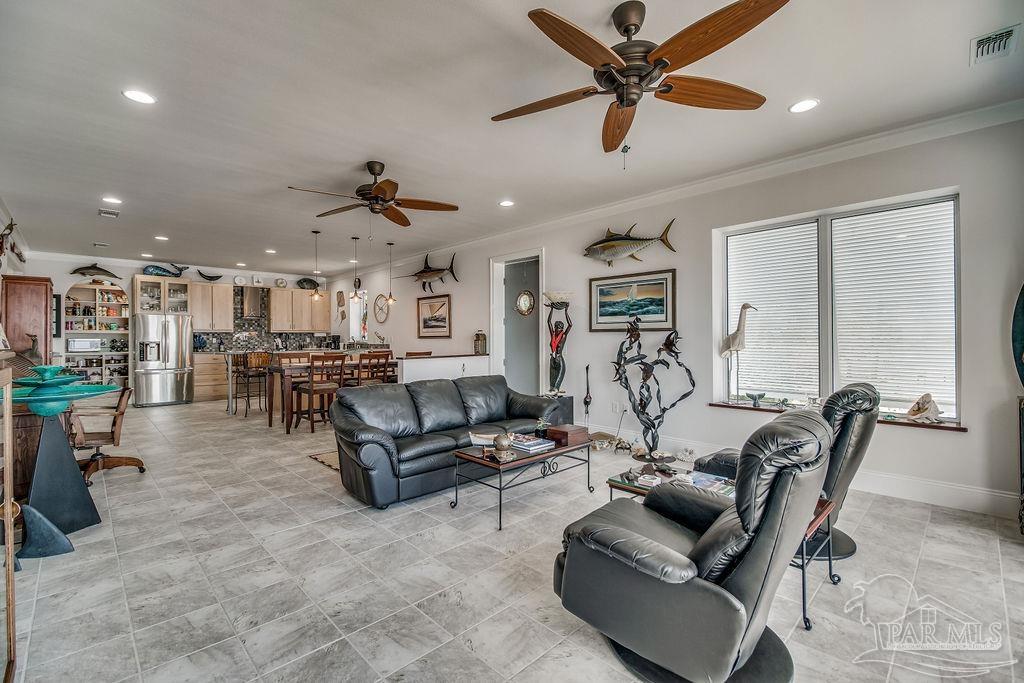 5464 North Shore Road Pensacola, FL 32507 - Photo 12 of 48 Gallery Image 12