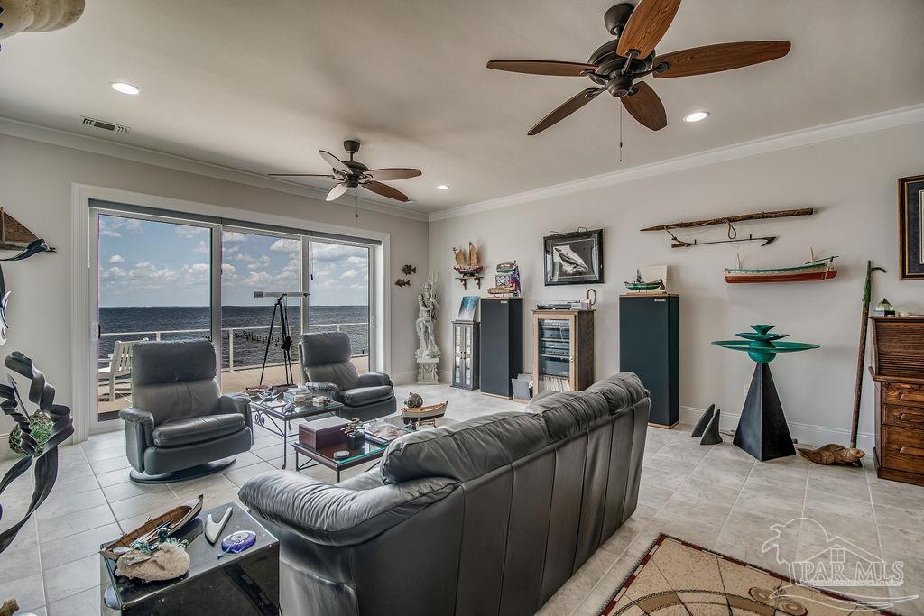 5464 North Shore Road Pensacola, FL 32507 - Photo 13 of 48 Gallery Image 13