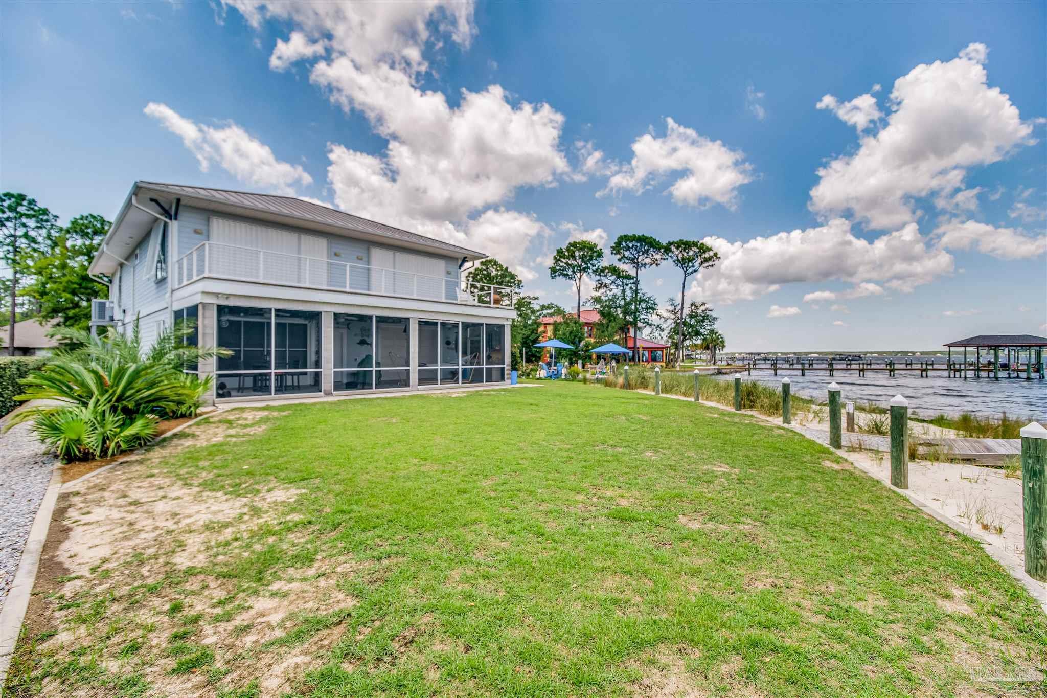 5464 North Shore Road Pensacola, FL 32507 - Photo 3 of 48 Gallery Image 3