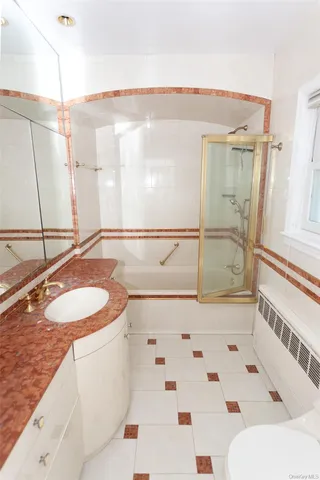 $5,300 | 355 East Beech Street, Long Beach, NY 11561