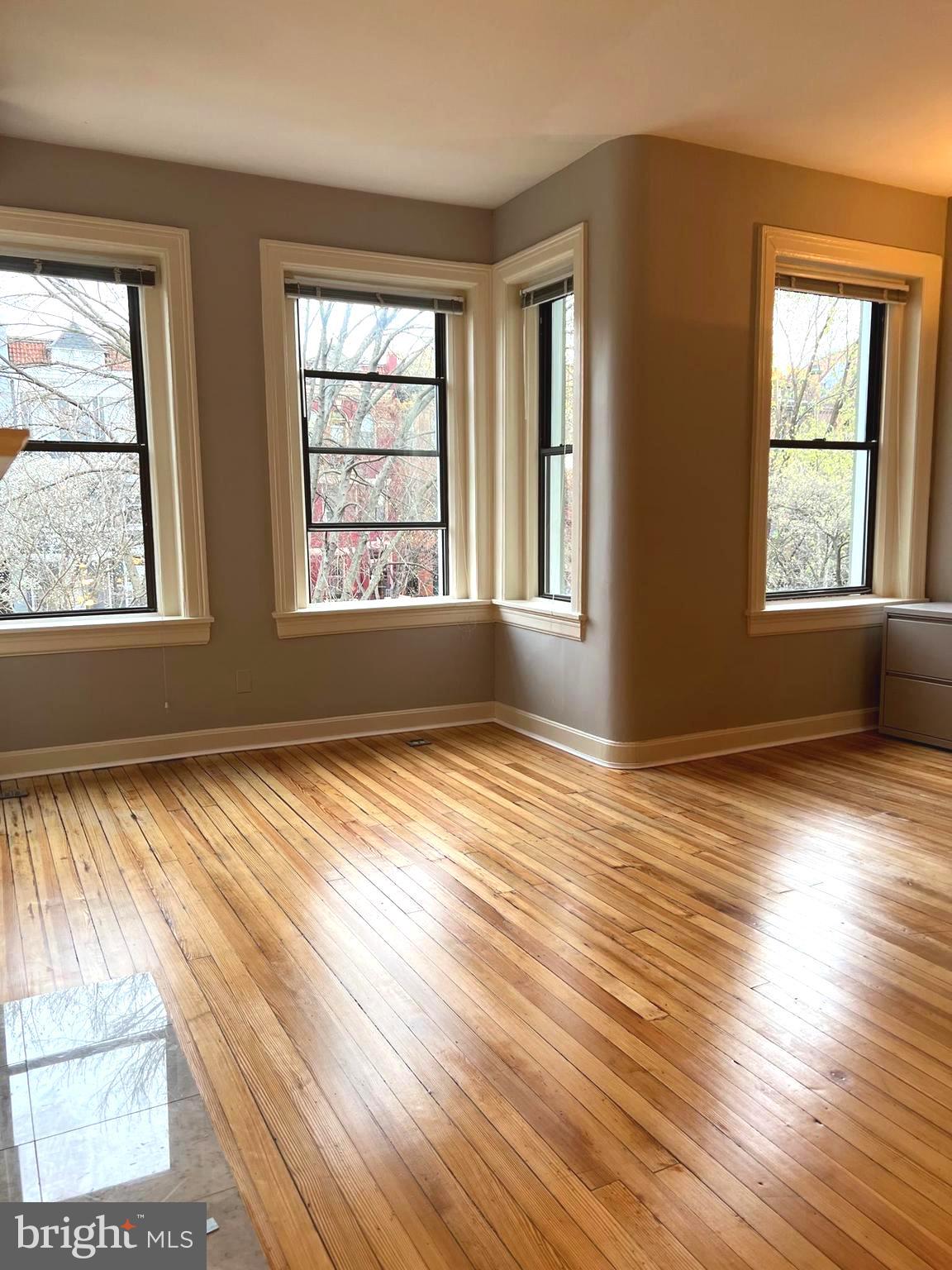 1932 Calvert Street Northwest, Unit 3 Washington, DC 20009 - Photo 29 of 42