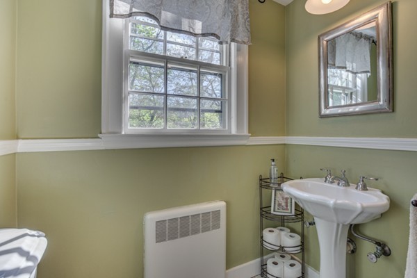 46 Lewis Road Swampscott, MA 01907 - Photo 21 of 29 Gallery Image 21