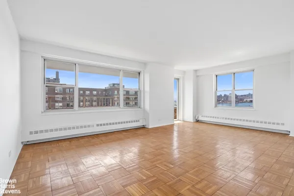 $1,600,000 | 577 Grand Street, Unit F1904 | Lower East Side