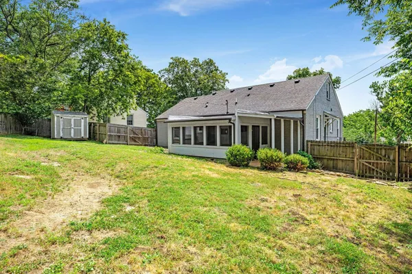 $3,600 | 5656 Kendall Drive, Nashville, TN 37209