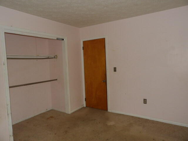 243 Devon Road Battle Creek, MI 49015 - Photo 14 of 31 100_0078