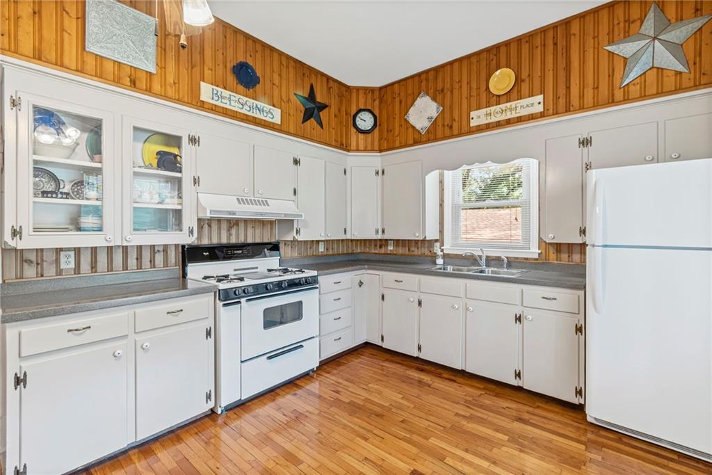 324 Harrison Street Liberty, MO 64068 - Photo 11 of 37