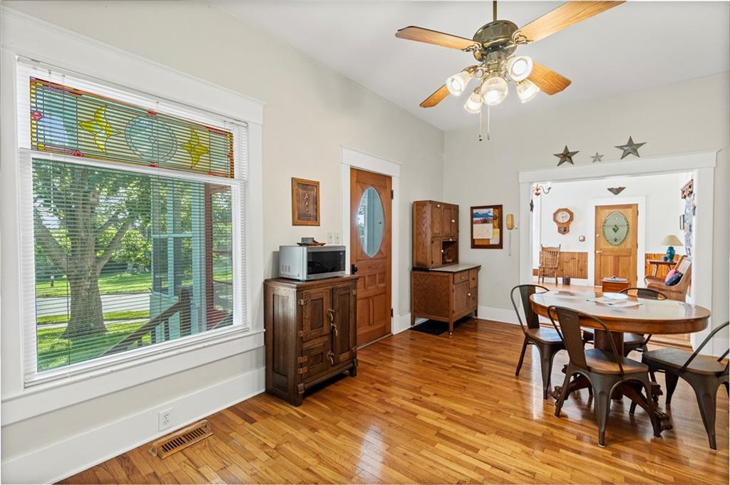 324 Harrison Street Liberty, MO 64068 - Photo 12 of 37