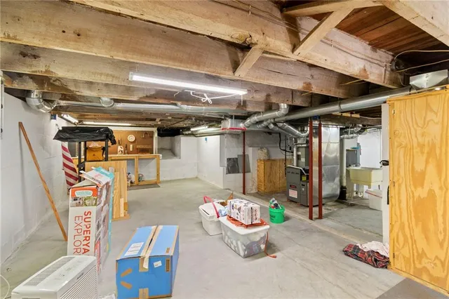 $415,000 | 324 Harrison Street, Liberty, MO 64068