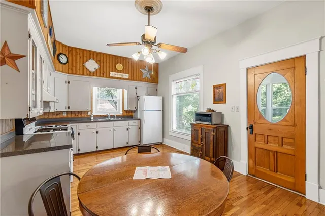 $415,000 | 324 Harrison Street, Liberty, MO 64068