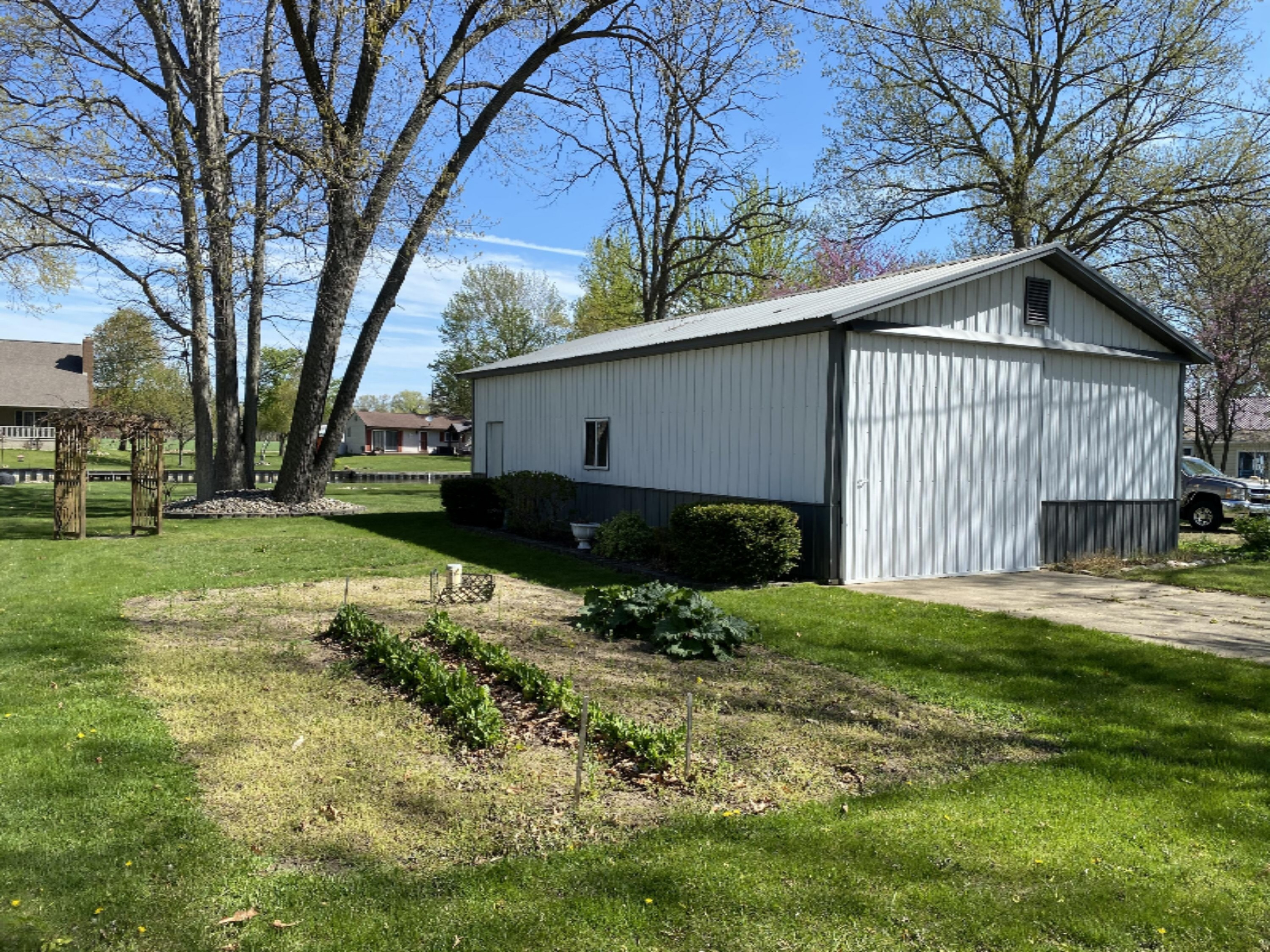 862 West Shore Road Bronson, MI 49028 - Photo 38 of 55 Photo May 02, 11 01 05 AM