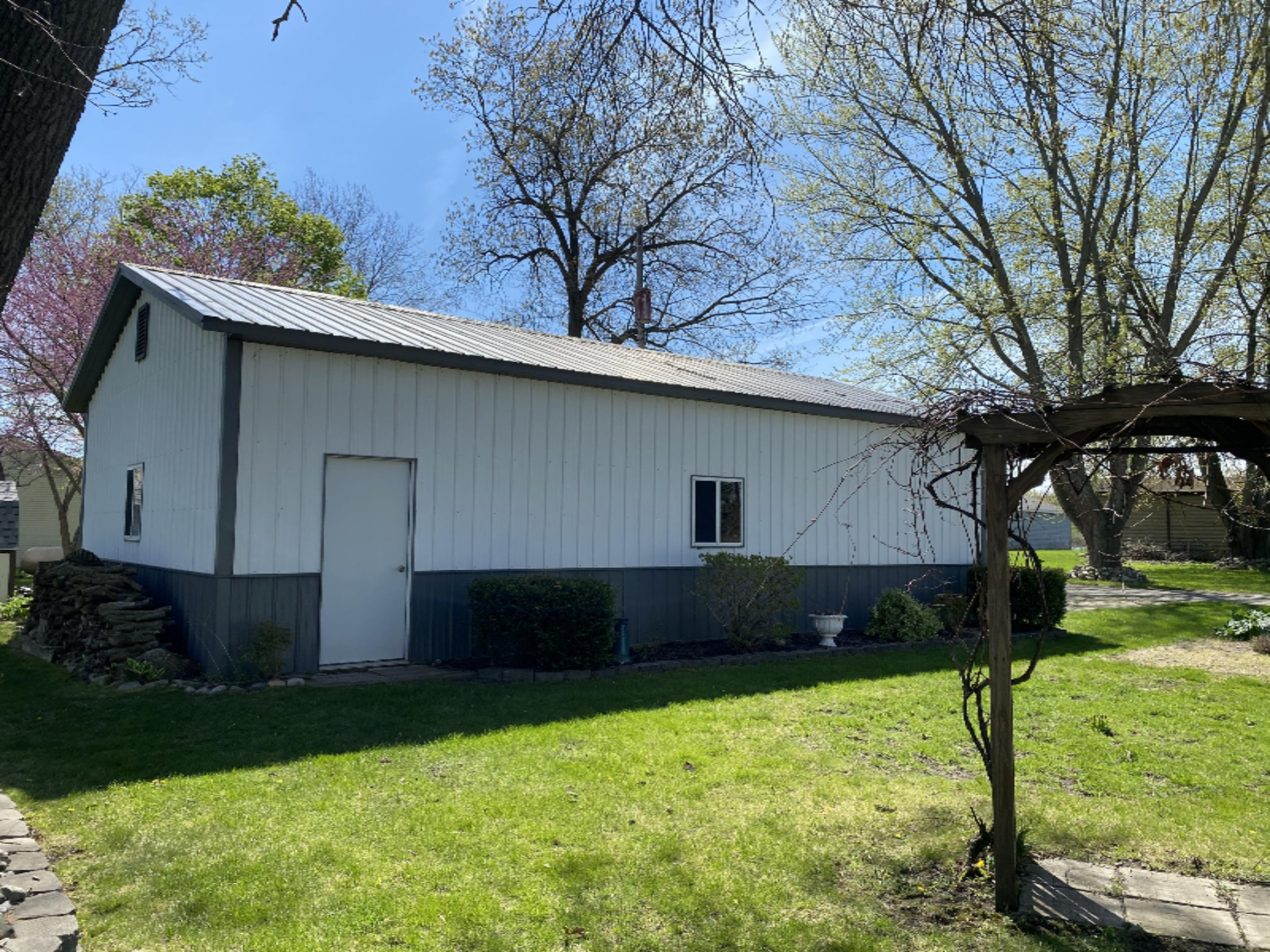 862 West Shore Road Bronson, MI 49028 - Photo 42 of 55 Photo May 02, 11 09 01 AM