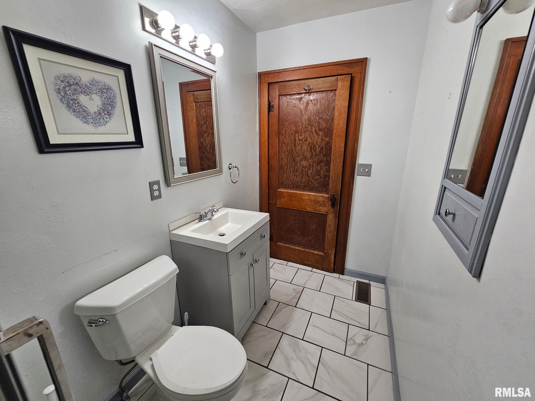 1218 South 3rd Street Pekin, IL 61554 - Photo 24 of 45