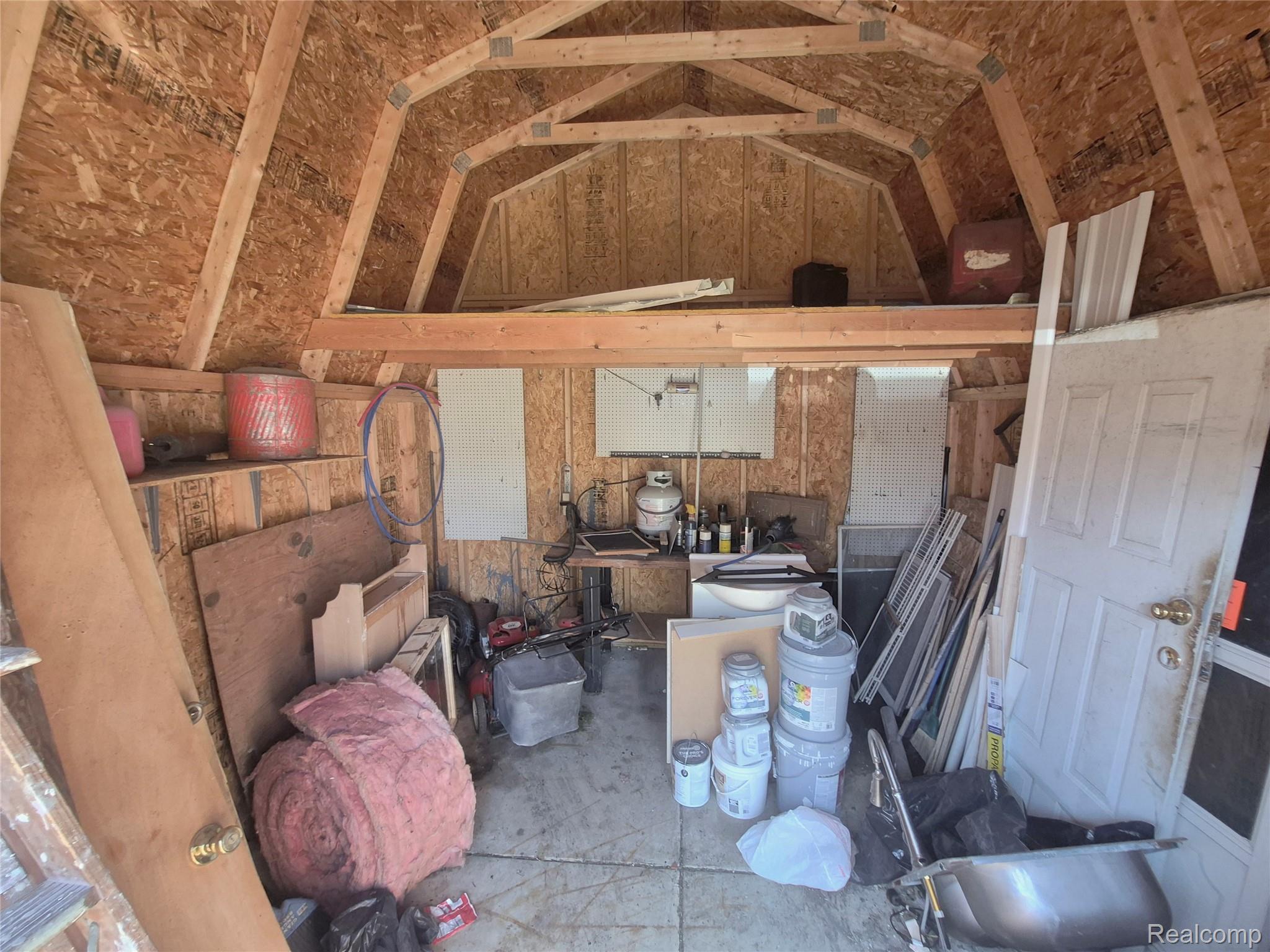 16758 Frazho Road Roseville, MI 48066 - Photo 49 of 53 Additional content