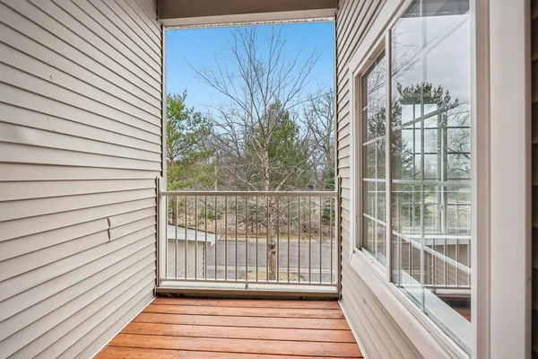 $269,900 | 4980 Garland Court North, Unit G, Minneapolis, MN 55446