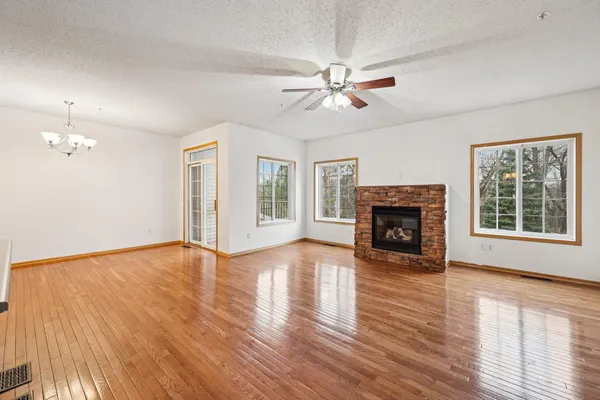 $269,900 | 4980 Garland Court North, Unit G, Minneapolis, MN 55446