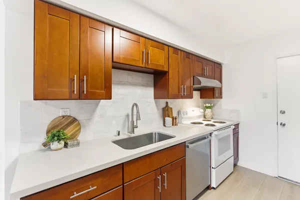 $1,198,000 | 2405 Liberty Court, South San Francisco, CA 94080