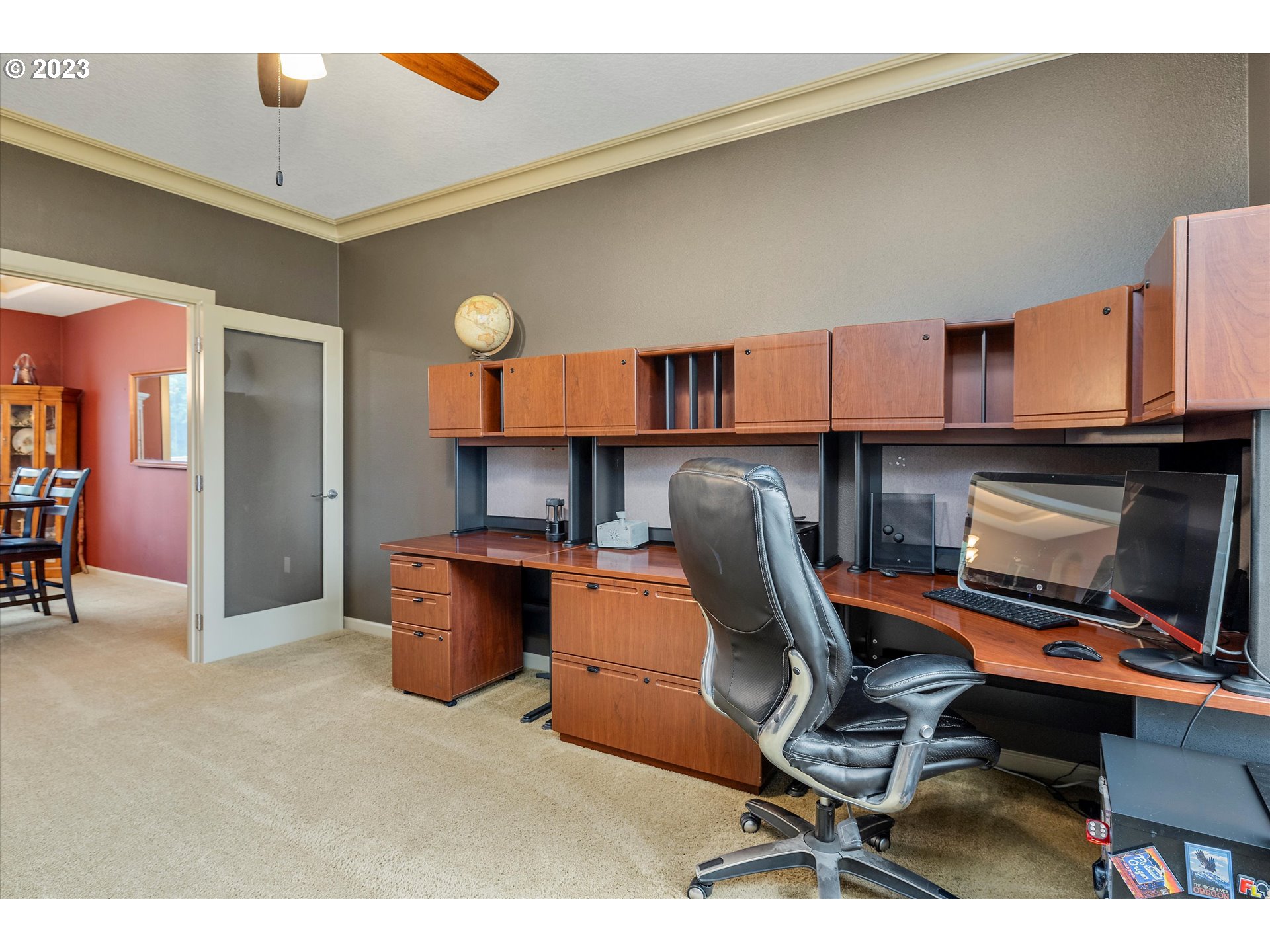 16472 Southeast Siri Loop Damascus, OR 97089 - Photo 6 of 41 a workspace with furniture