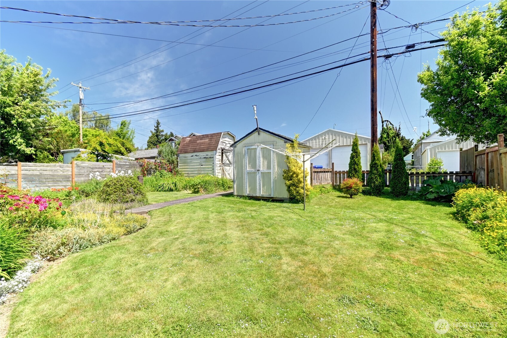 1327 Maple Street Everett, WA 98201 - Photo 27 of 31