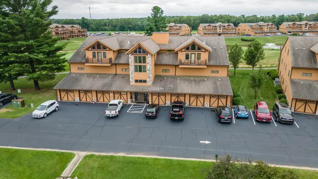 $254,900 | 2009-1 South Czech Avenue, Unit 901, Arkdale, WI 54613