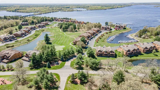 $254,900 | 2009-1 South Czech Avenue, Unit 901, Arkdale, WI 54613