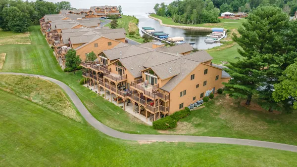 $254,900 | 2009-1 South Czech Avenue, Unit 901, Arkdale, WI 54613