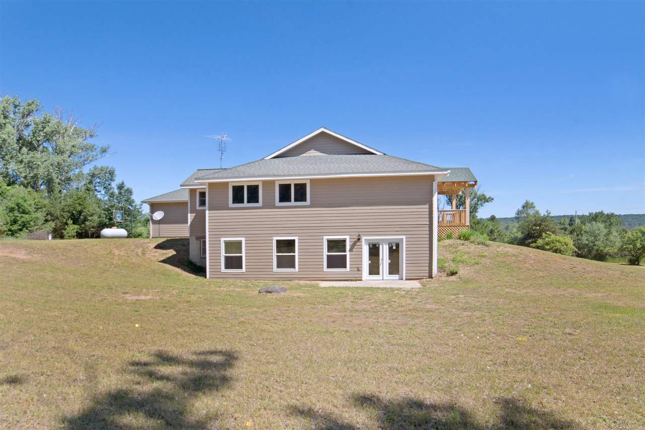 2140 Banktson Road Frankfort, MI 49635 - Photo 38 of 42 1863873-37.JPG