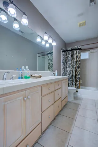 $735,000 | 2250 Castleview Drive, Turlock, CA 95382