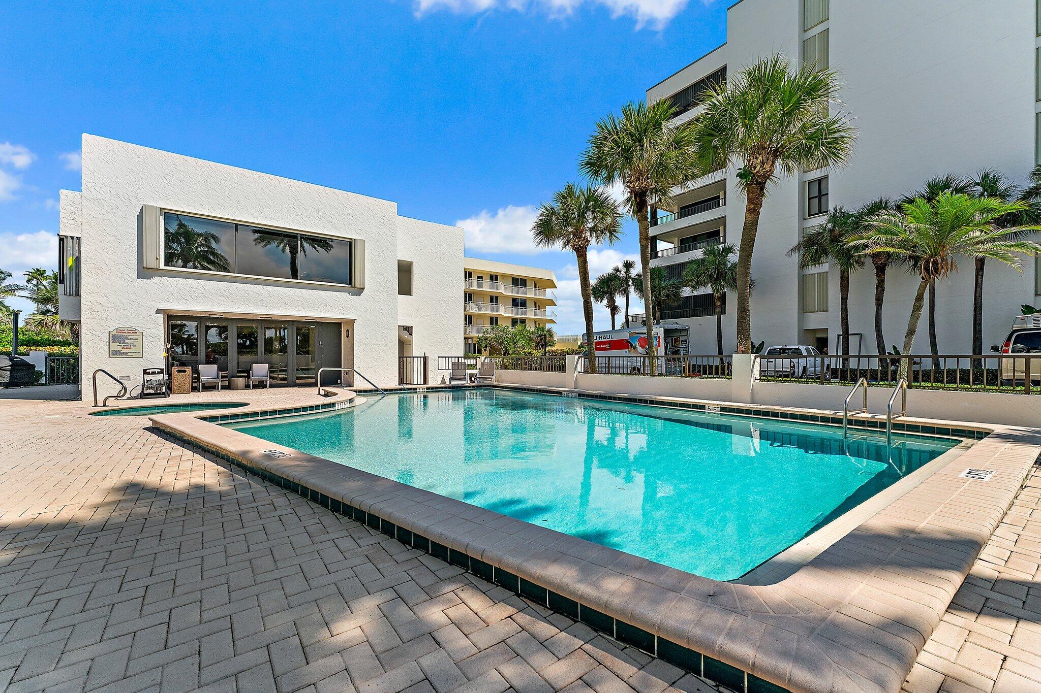 19900 South Beach Road, Unit 201 Jupiter, FL 33469 - Photo 15 of 29 055-19900BeachRd-Jupiter-FL-33469-SMALL