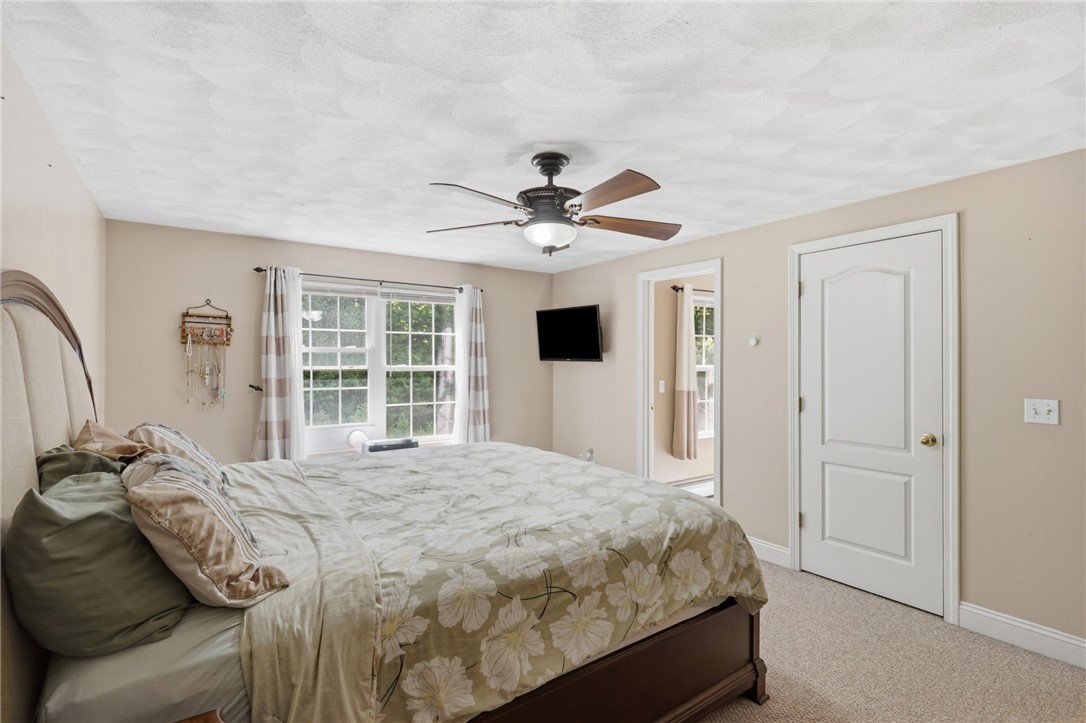 859 Knotty Oak Road Coventry, RI 02816 - Photo 24 of 39