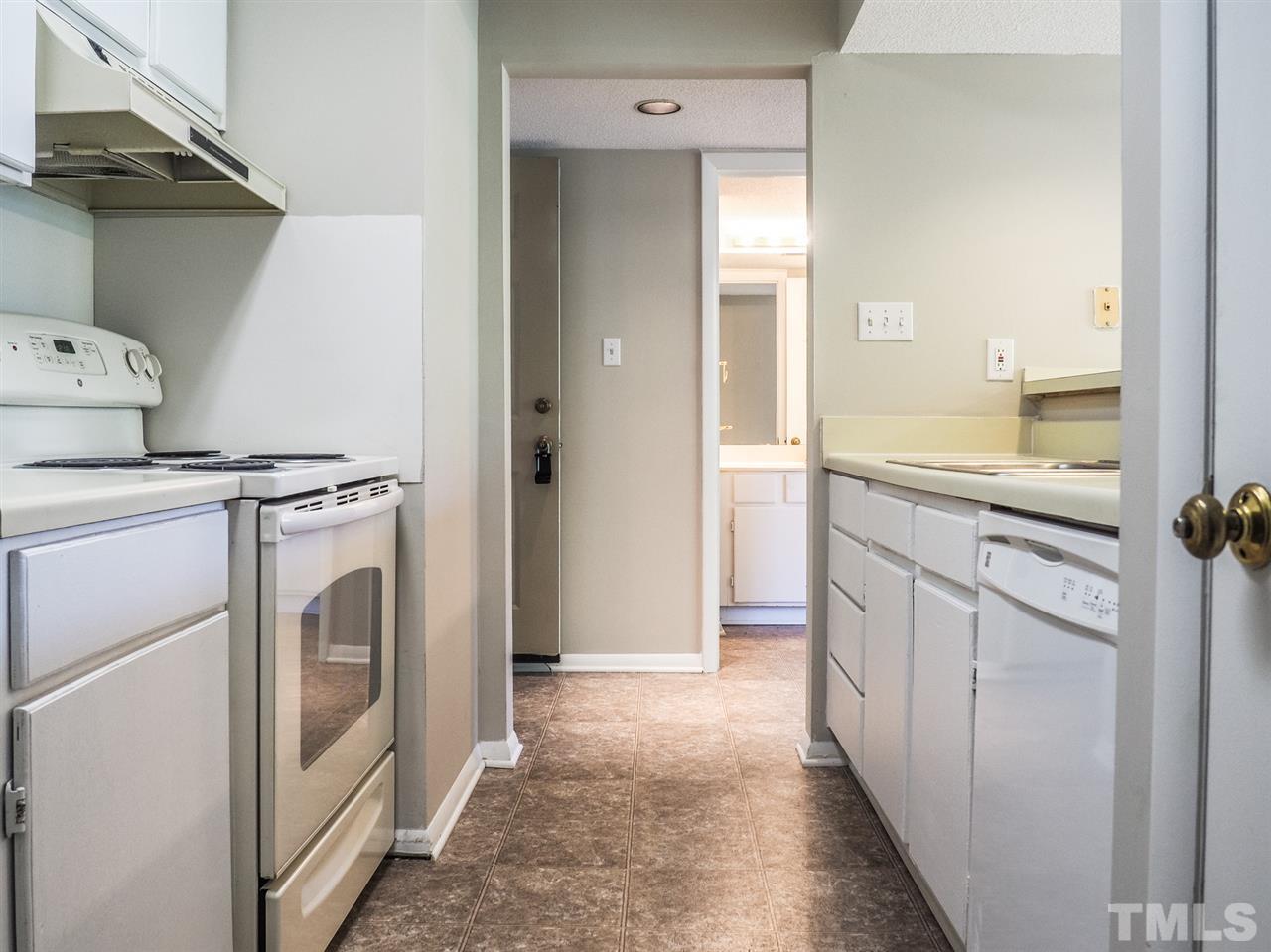 3805 Chimney Ridge Place, Unit 20 Durham, NC 27713 - Photo 6 of 15 Gallery Image 6