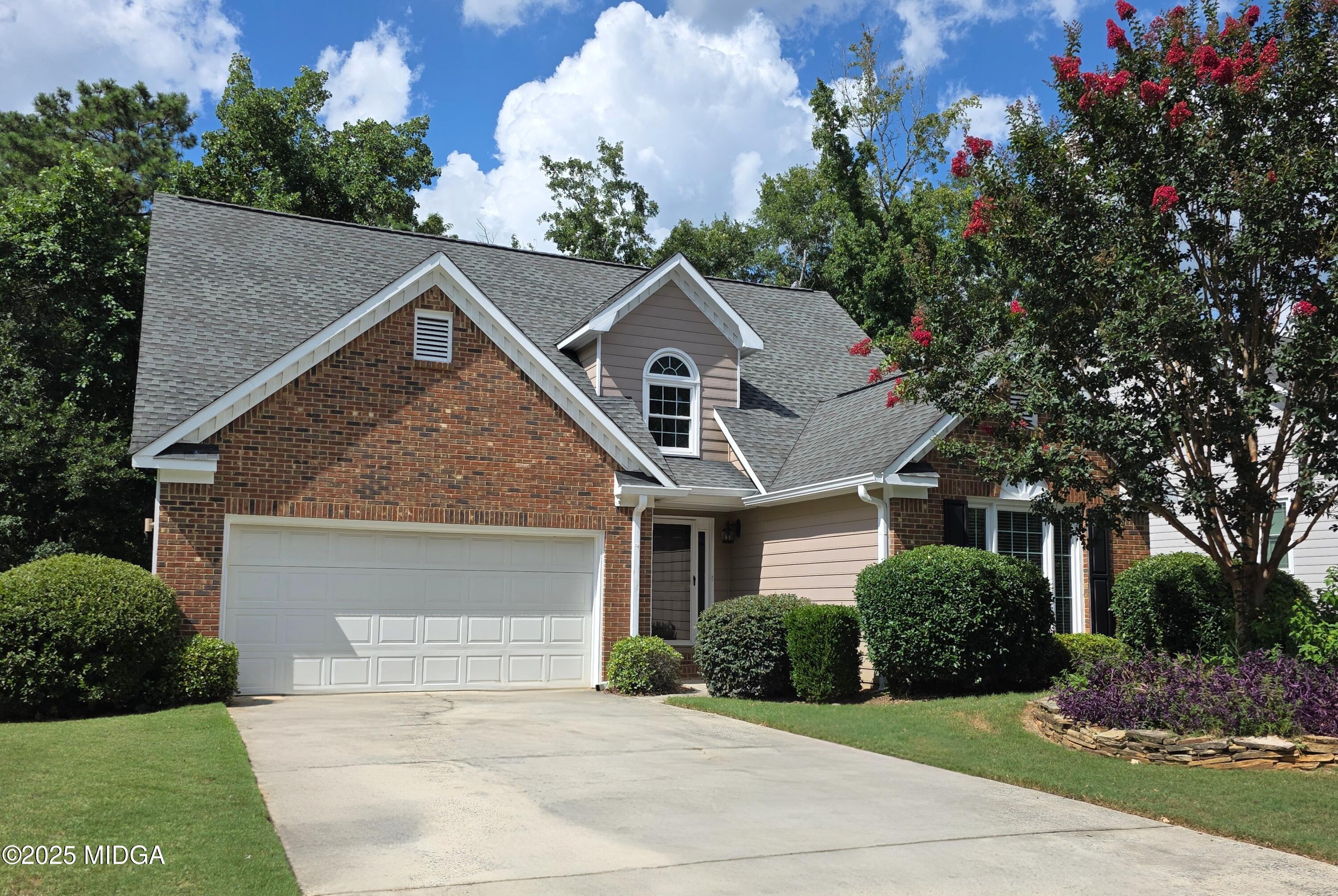 196 Springfield Boulevard Macon, GA 31210 - Photo 1 of 39 196 Springfield Front view
