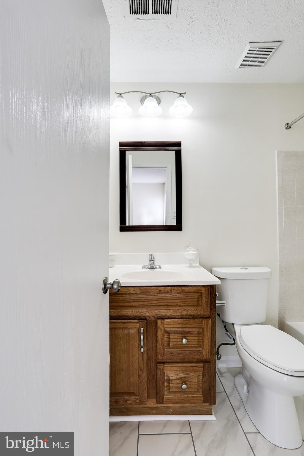 6470 Greenfield Road, Unit 101 Elkridge, MD 21075 - Photo 23 of 27