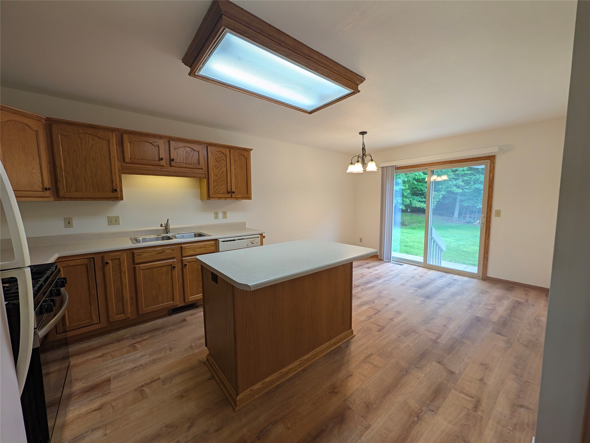 4851 Ridge Parkway Erie, PA 16510 - Photo 8 of 27 Gallery Image 8