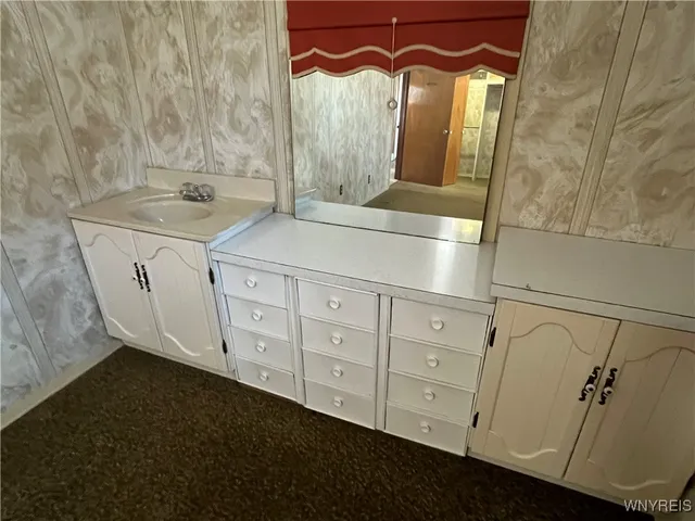 $110,000 | 2648 Ontario Avenue, Niagara Falls, NY 14305