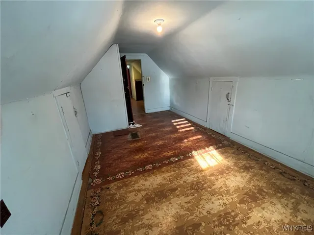 $110,000 | 2648 Ontario Avenue, Niagara Falls, NY 14305