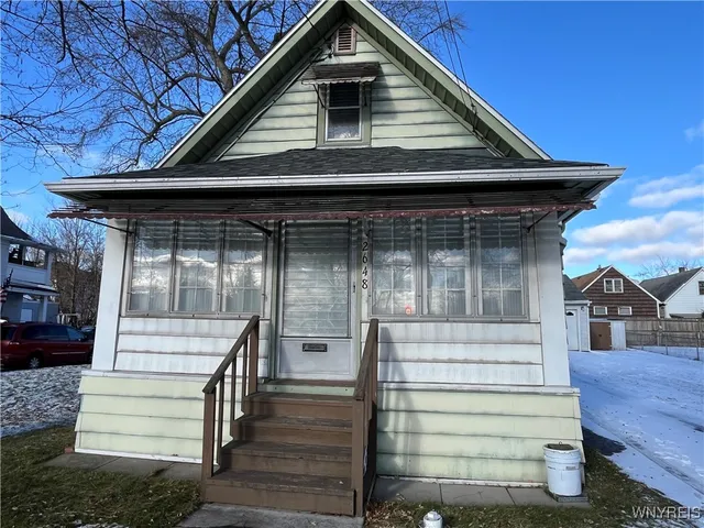 $110,000 | 2648 Ontario Avenue, Niagara Falls, NY 14305