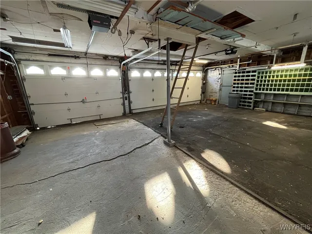 $110,000 | 2648 Ontario Avenue, Niagara Falls, NY 14305