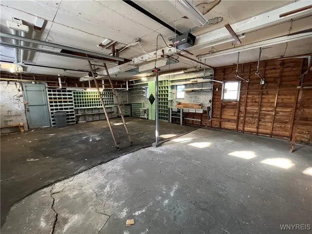 $110,000 | 2648 Ontario Avenue, Niagara Falls, NY 14305