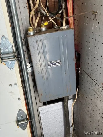 $110,000 | 2648 Ontario Avenue, Niagara Falls, NY 14305