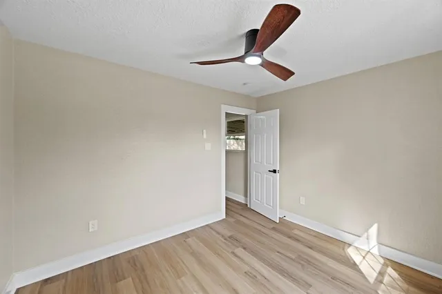 $2,475 | 10211 Glenmawr Drive, Houston, TX 77075