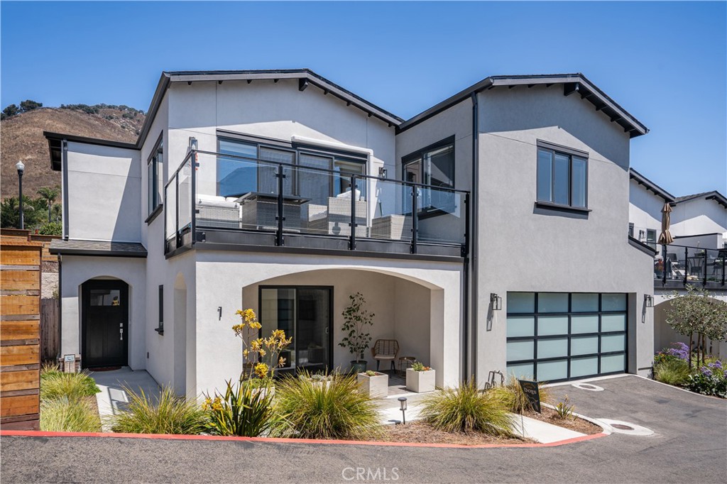 2201 Shell Beach Road, Unit 1 Pismo Beach, CA 93449 - Photo 1 of 30 a front view of a house
