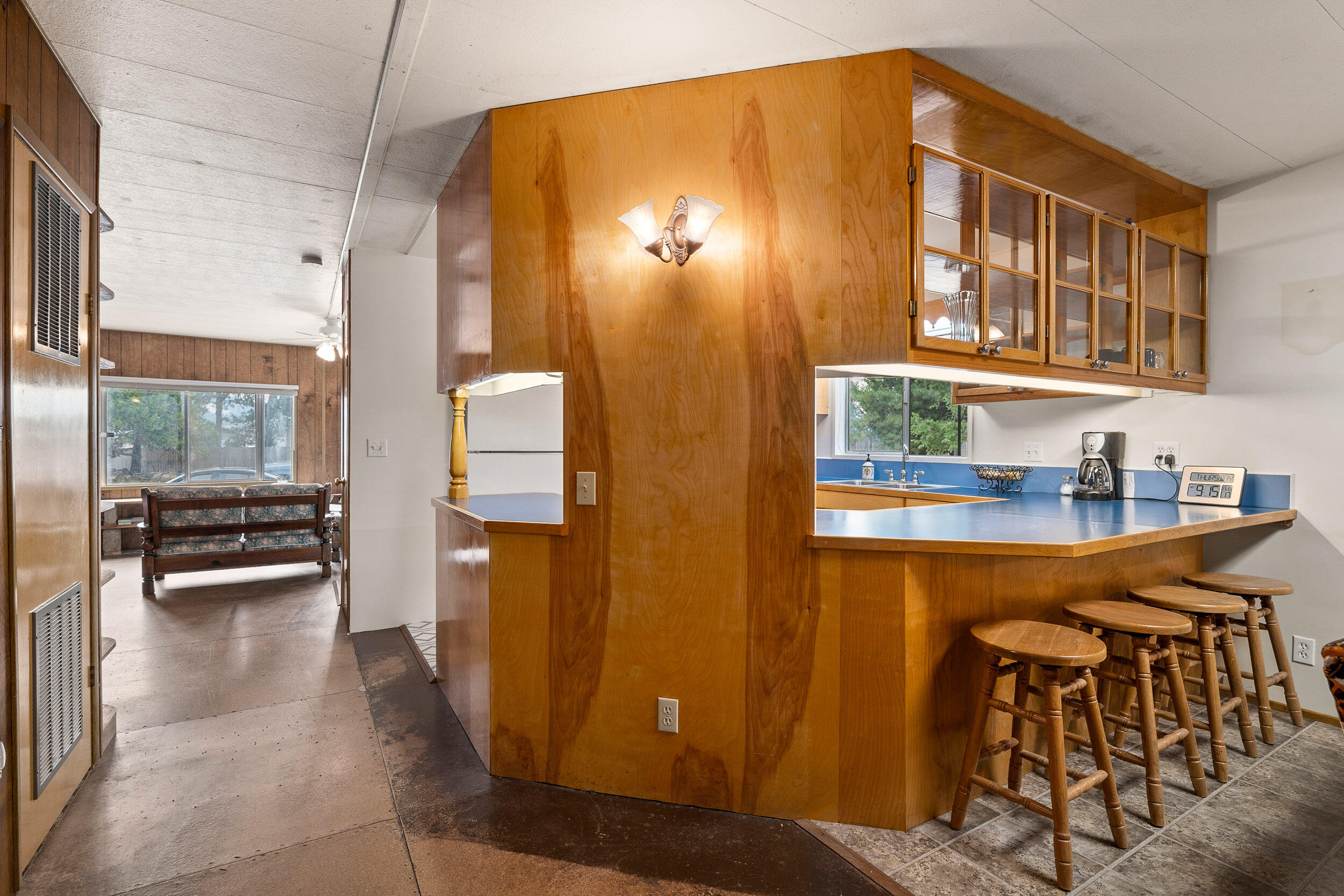 190 Martin Road Cave Junction, OR 97523 - Photo 13 of 43 Kitchen