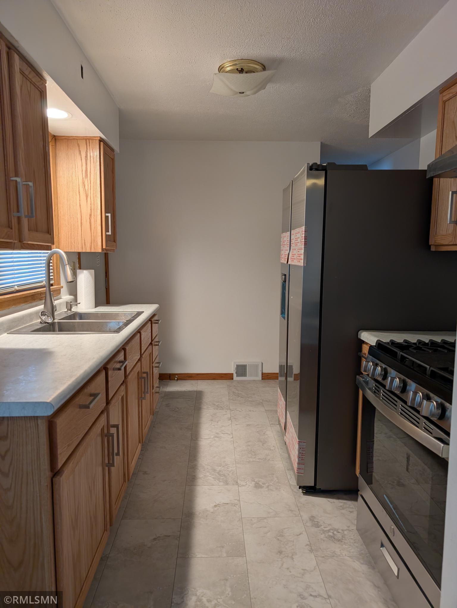 455 Griffith Street St. Paul, MN 55106 - Photo 6 of 15