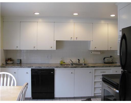 66 Granby Road South Portland, ME 04106 - Photo 5 of 13 Kitchen.