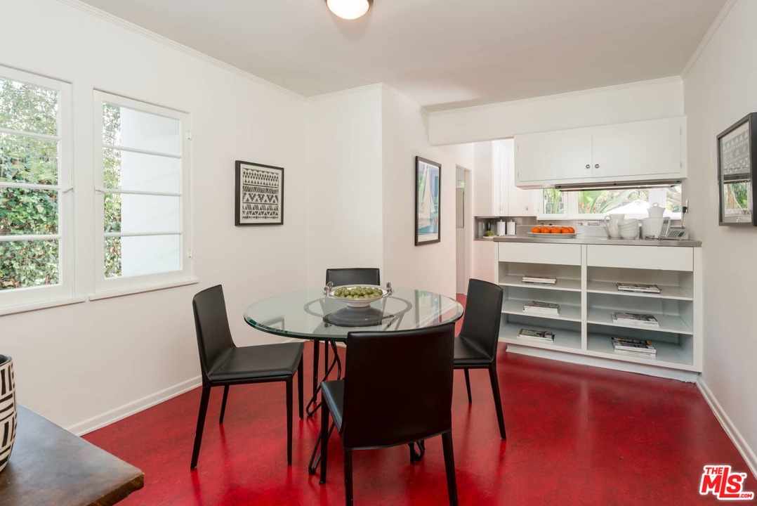 12230 Dunoon Lane Los Angeles, CA 90049 - Photo 12 of 30