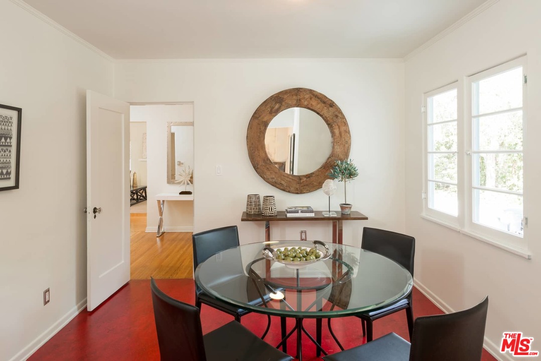 12230 Dunoon Lane Los Angeles, CA 90049 - Photo 13 of 30