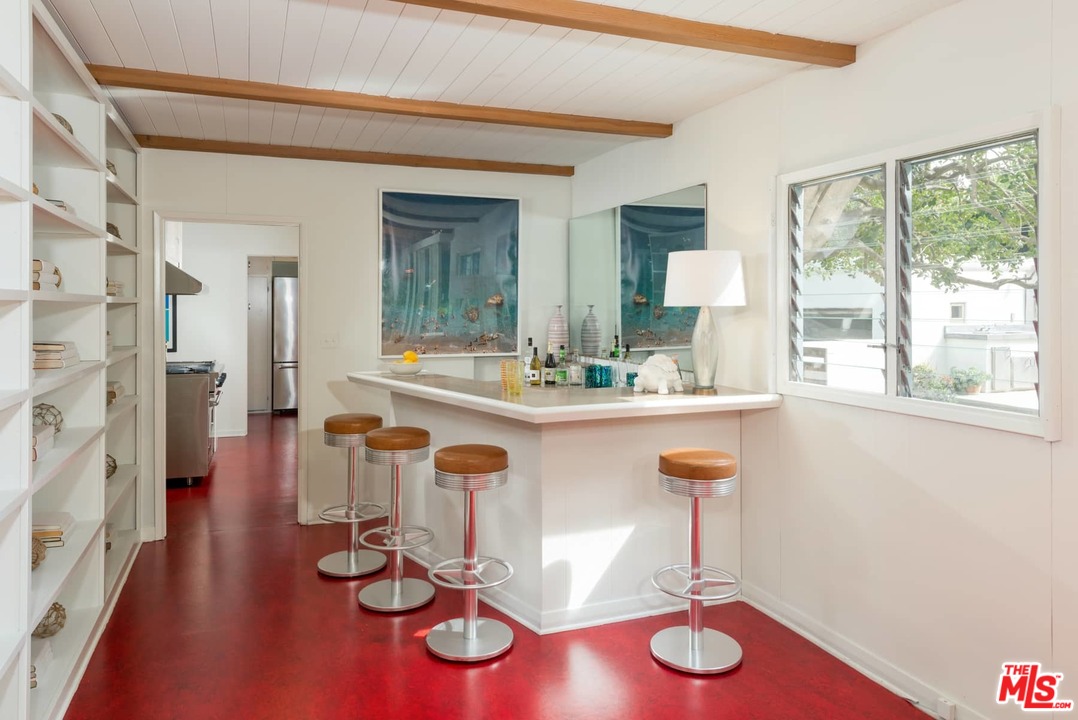 12230 Dunoon Lane Los Angeles, CA 90049 - Photo 17 of 30