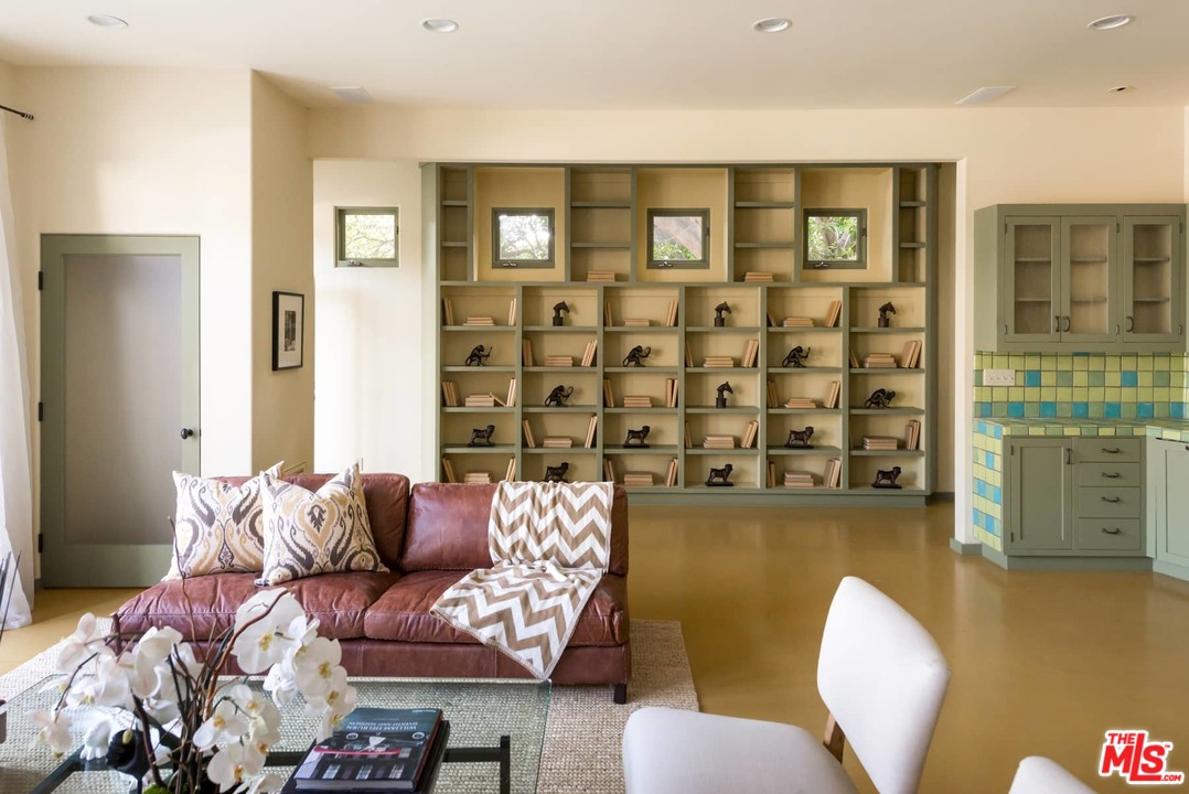 12230 Dunoon Lane Los Angeles, CA 90049 - Photo 28 of 30