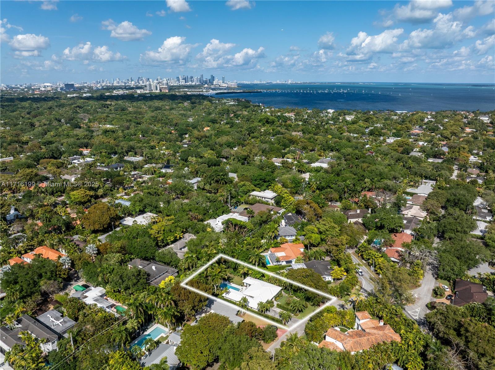 203 Ridgewood Road Coral Gables, FL 33133 - Photo 44 of 46 a view of a city
